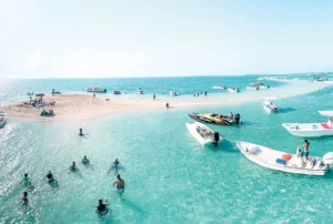 رحلة بحرية إلى جزيرة جرادة
