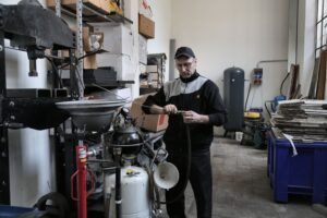 حساس ضغط الإطارات TPMS