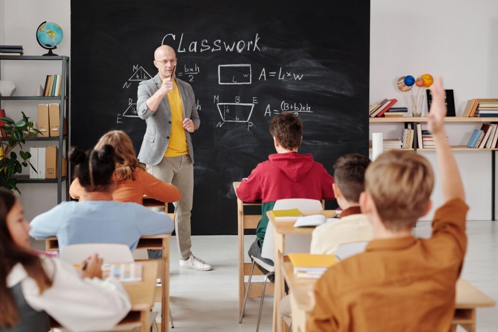 دورة خدمة العملاء والضيافة في البحرين
